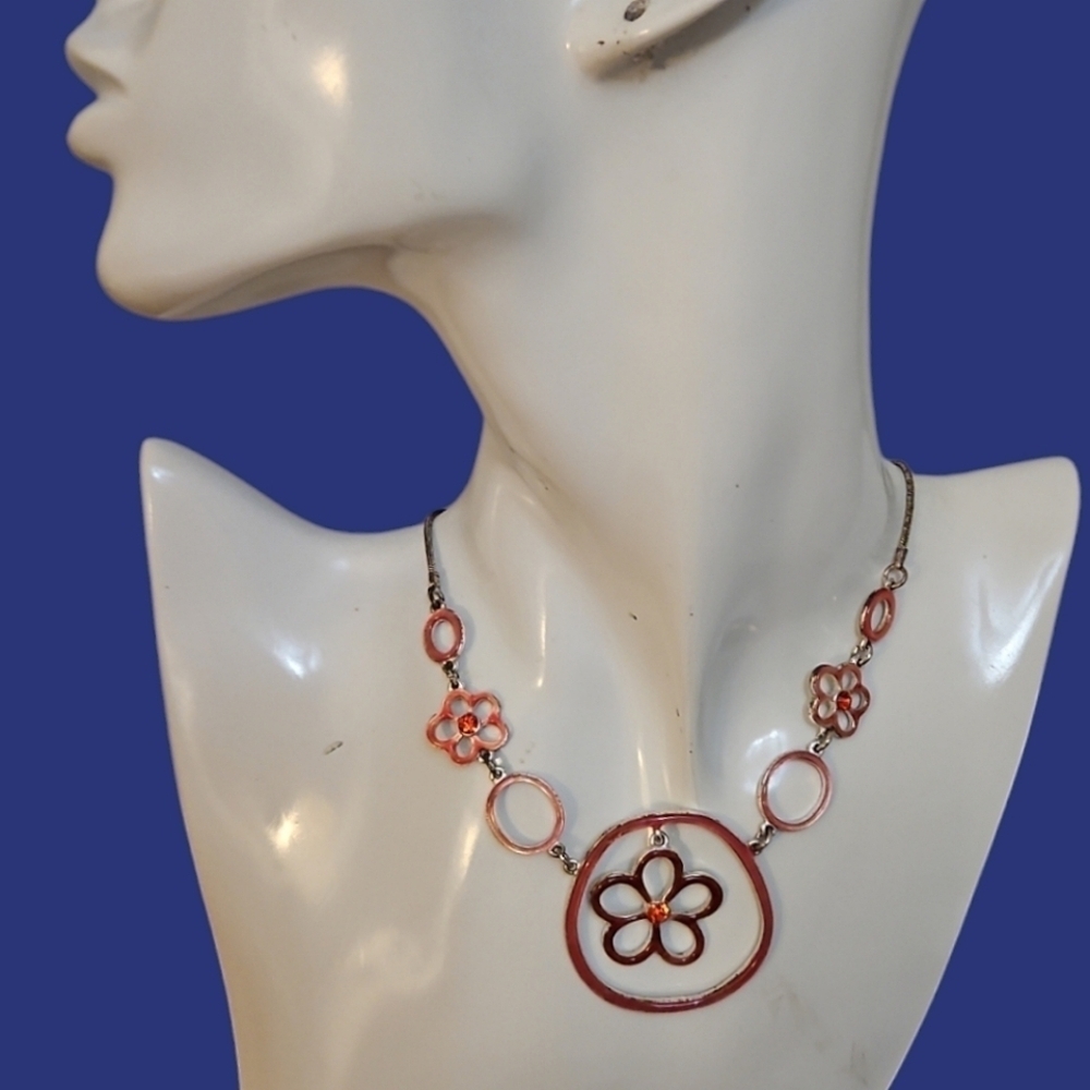 3/$30 Vintage Pink Floral Circles Snake Chain Necklace
